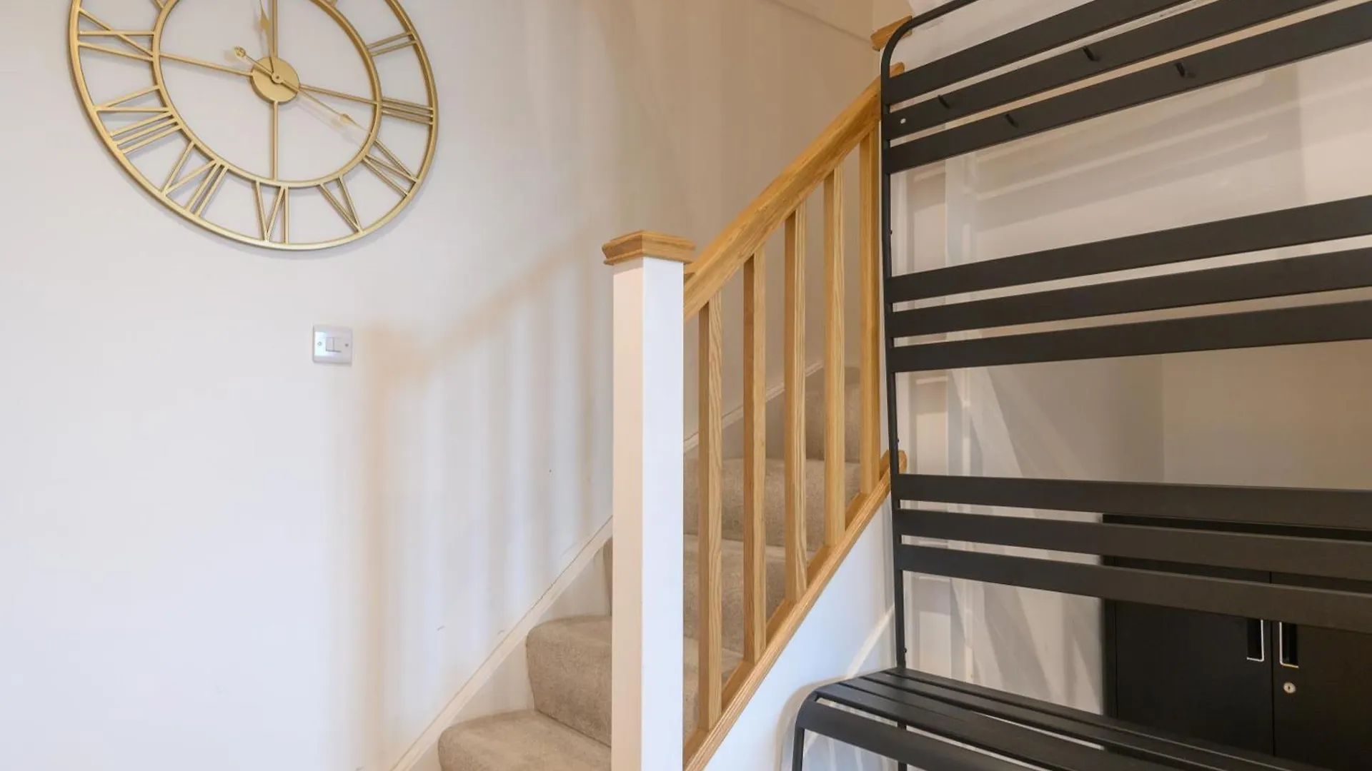 Apartment Luxury 3-Bed, 3-Bath Penthouse - Leeds City Centre - Underground Parking United Kingdom