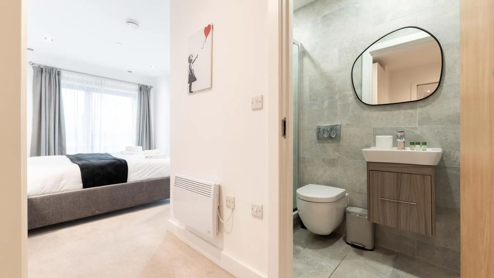 Luxury 3-Bed, 3-Bath Penthouse - Leeds City Centre - Underground Parking 0*, ليدز
