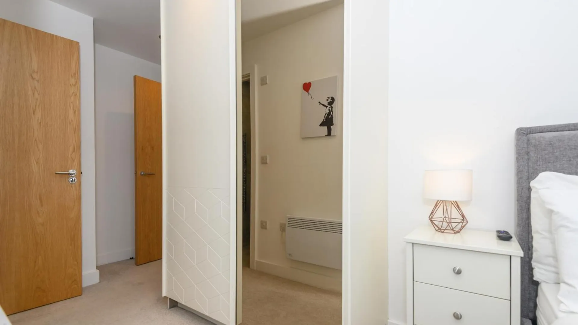 شقة Luxury 3-Bed, 3-Bath Penthouse - Leeds City Centre - Underground Parking